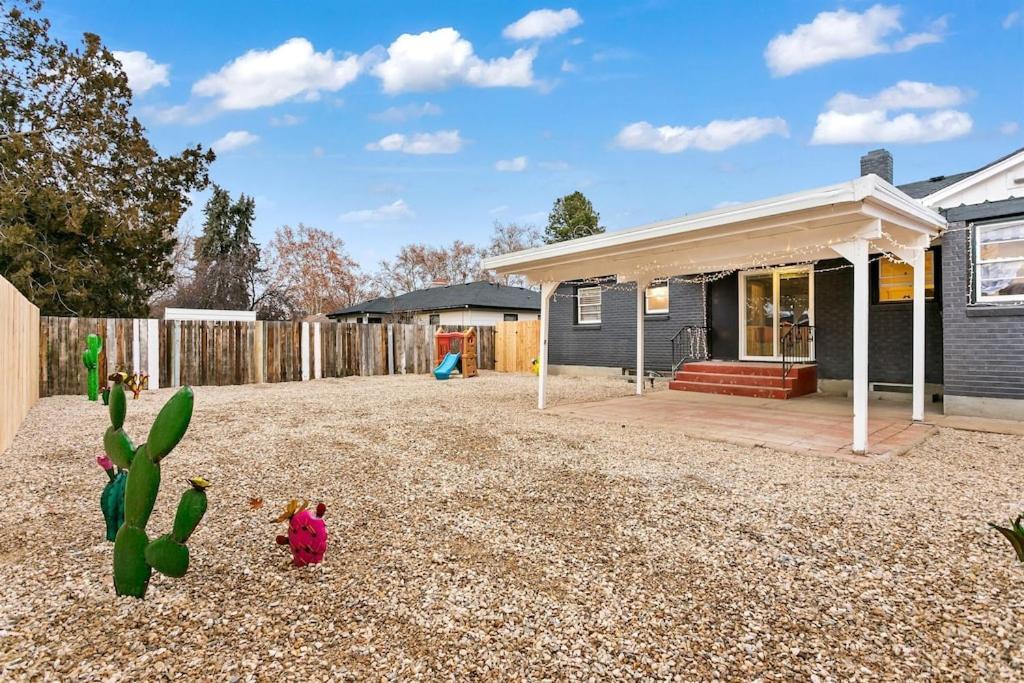 Cute Remodeled Midcentury Cottage On Boise Bench Exterior photo